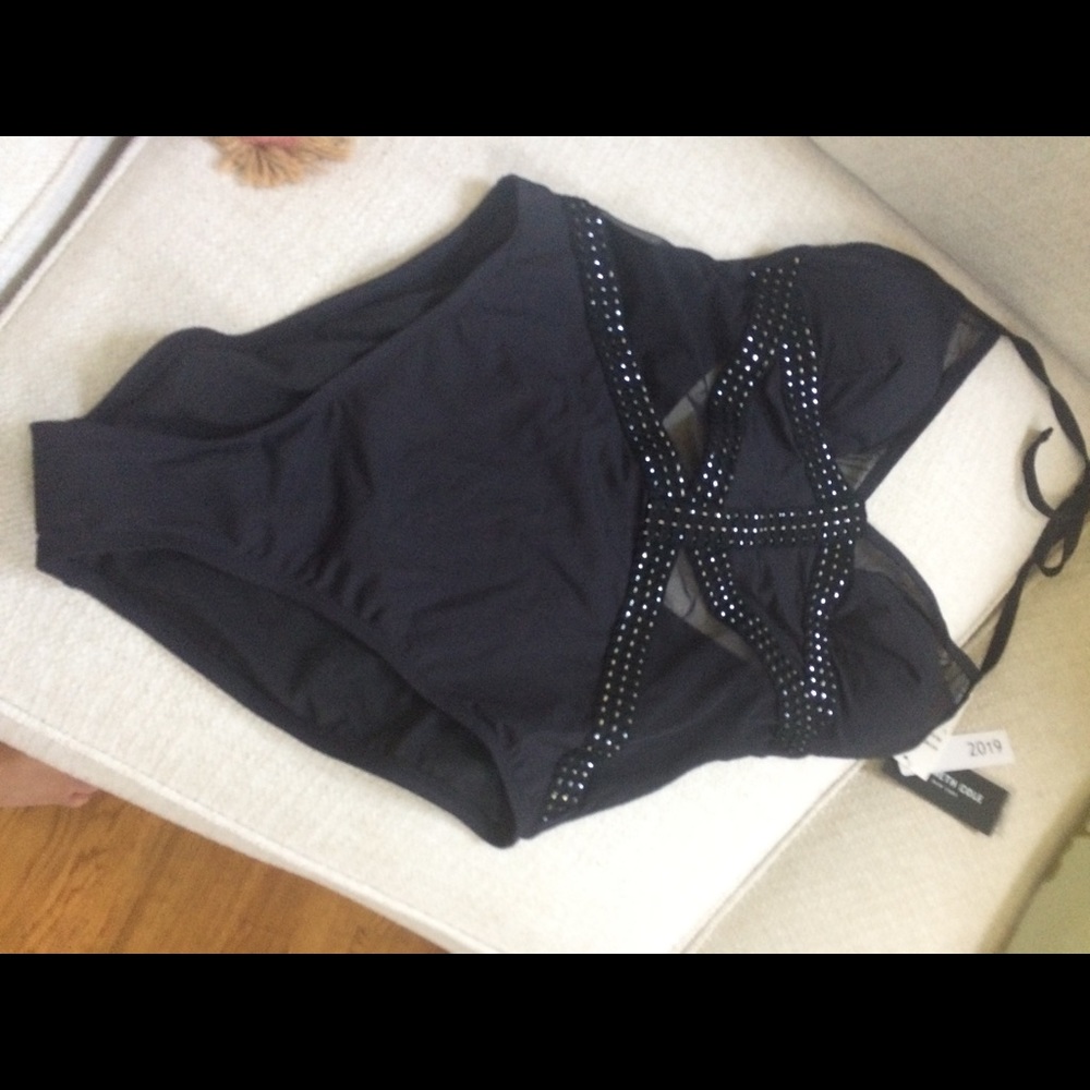 Kenneth Cole size 14 bathing suit NWT